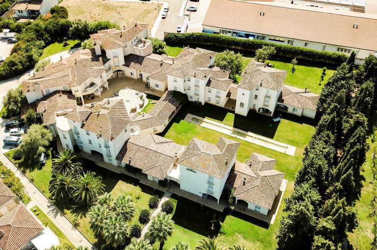 Sobre nosotros Tarthes Hotel
